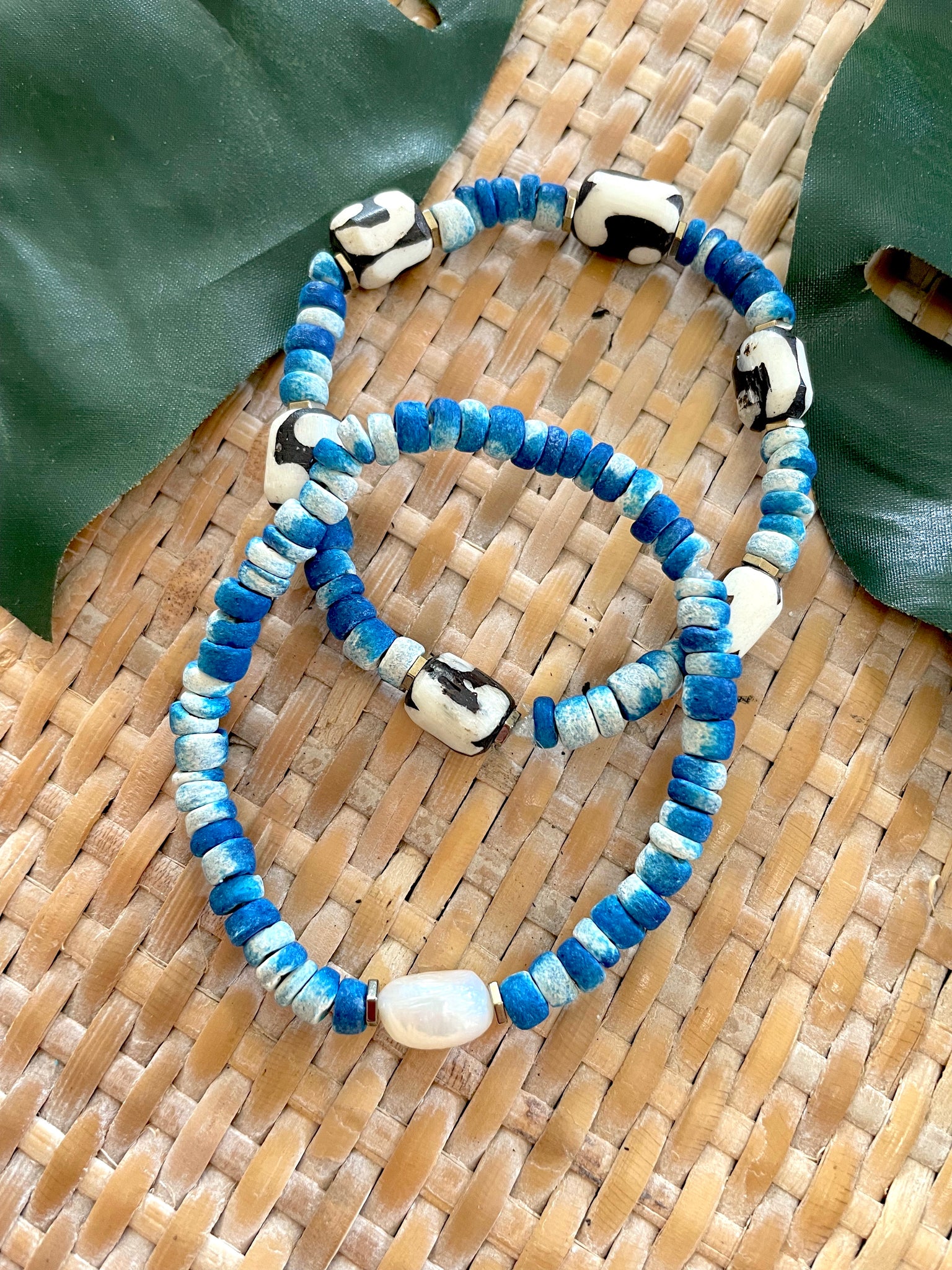 Necklaces and bracelets set sales