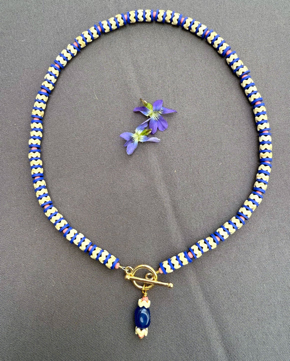 D126 - Cobalt & Coral 