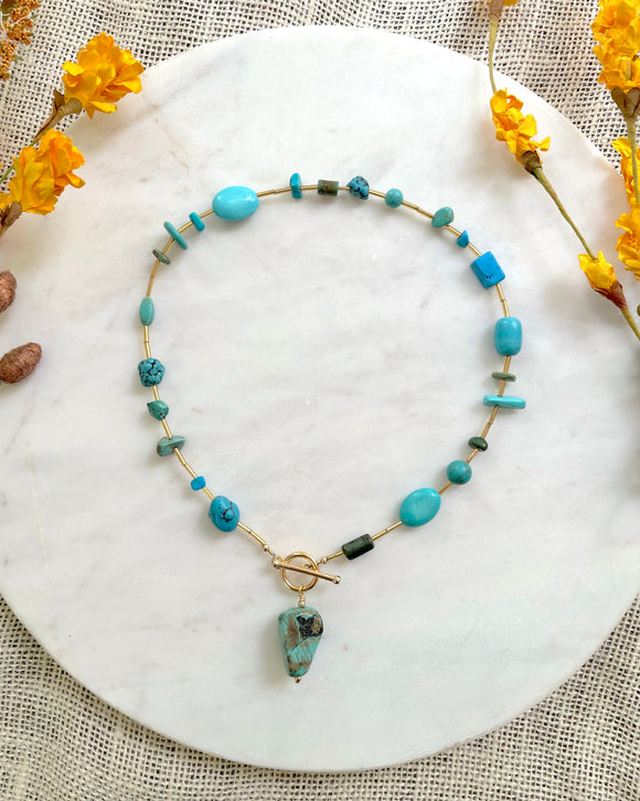 The Ryder Necklace - Dyed Turquoise Front Clasp Necklace