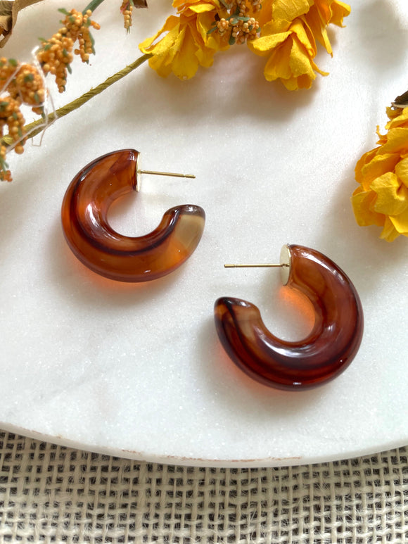 The Amber Hoop - Small Tortoise Acrylic Huggie Hoops